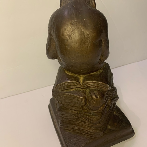 Darwin’s ape and skull sculpture - Picture 5 of 6